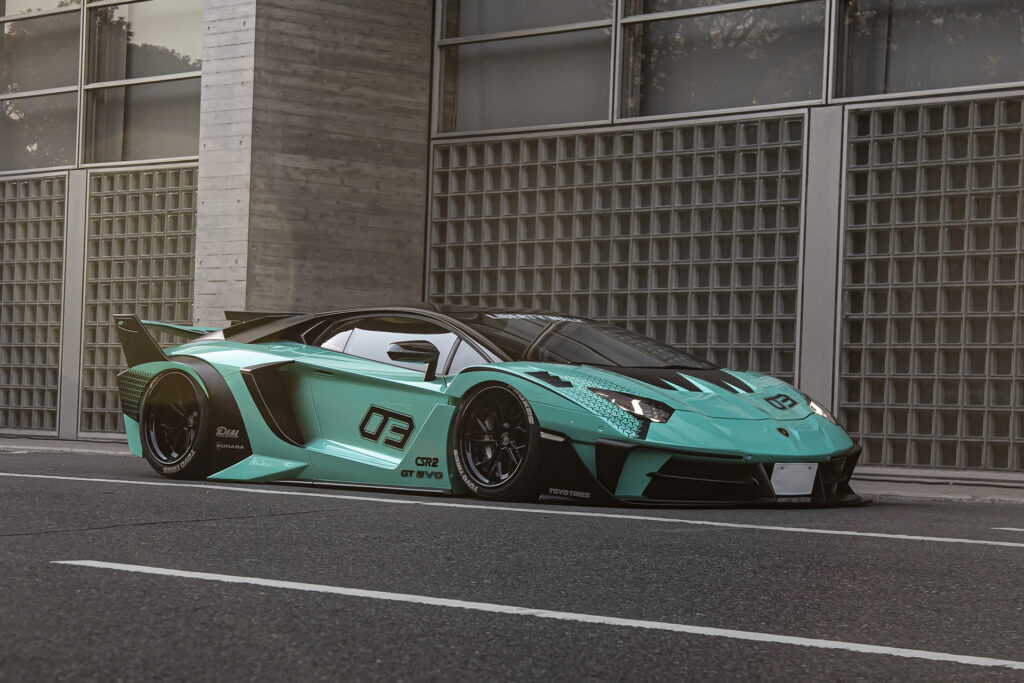 LB-Silhouette WORKS Lamborghini AVENTADOR GT Evo
