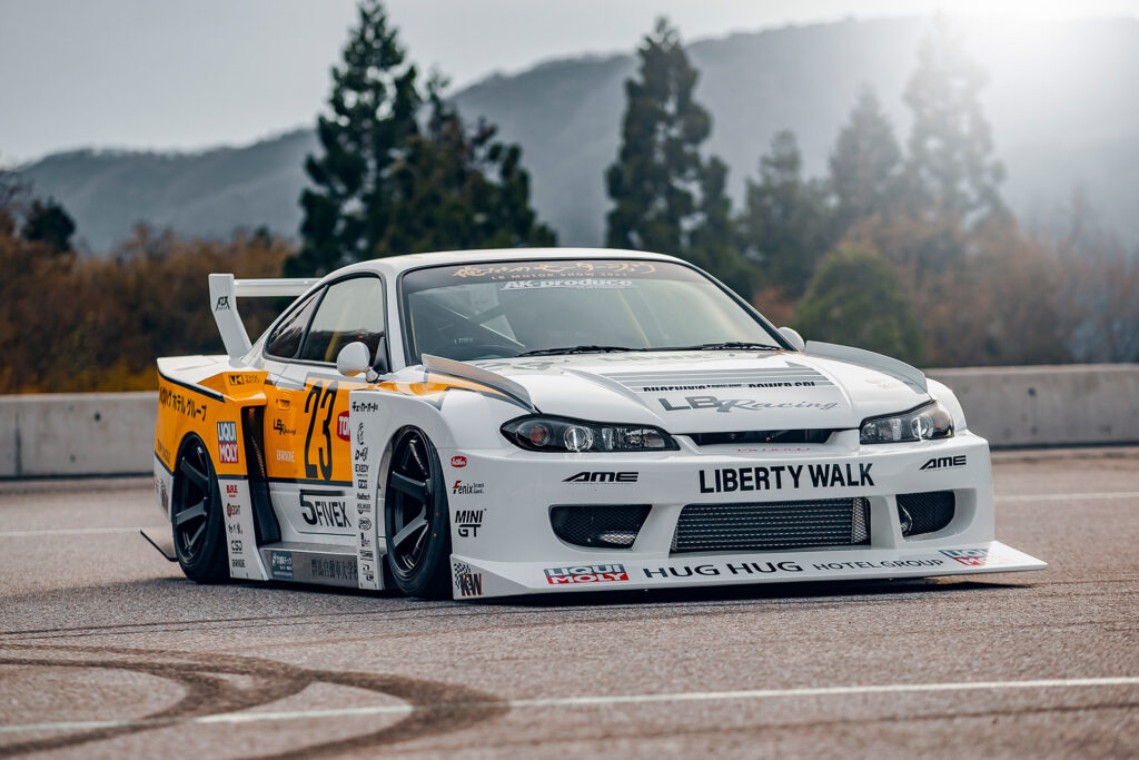 LB-Silhouette WORKS S15