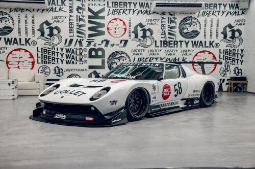 LB-Silhouette-WORKS-GT-Lamborghini-Miura-00012