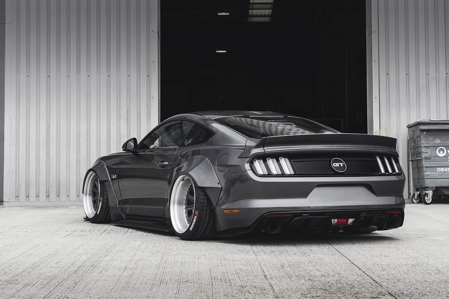 LB-WORKS FORD MUSTANG 2015y〜13