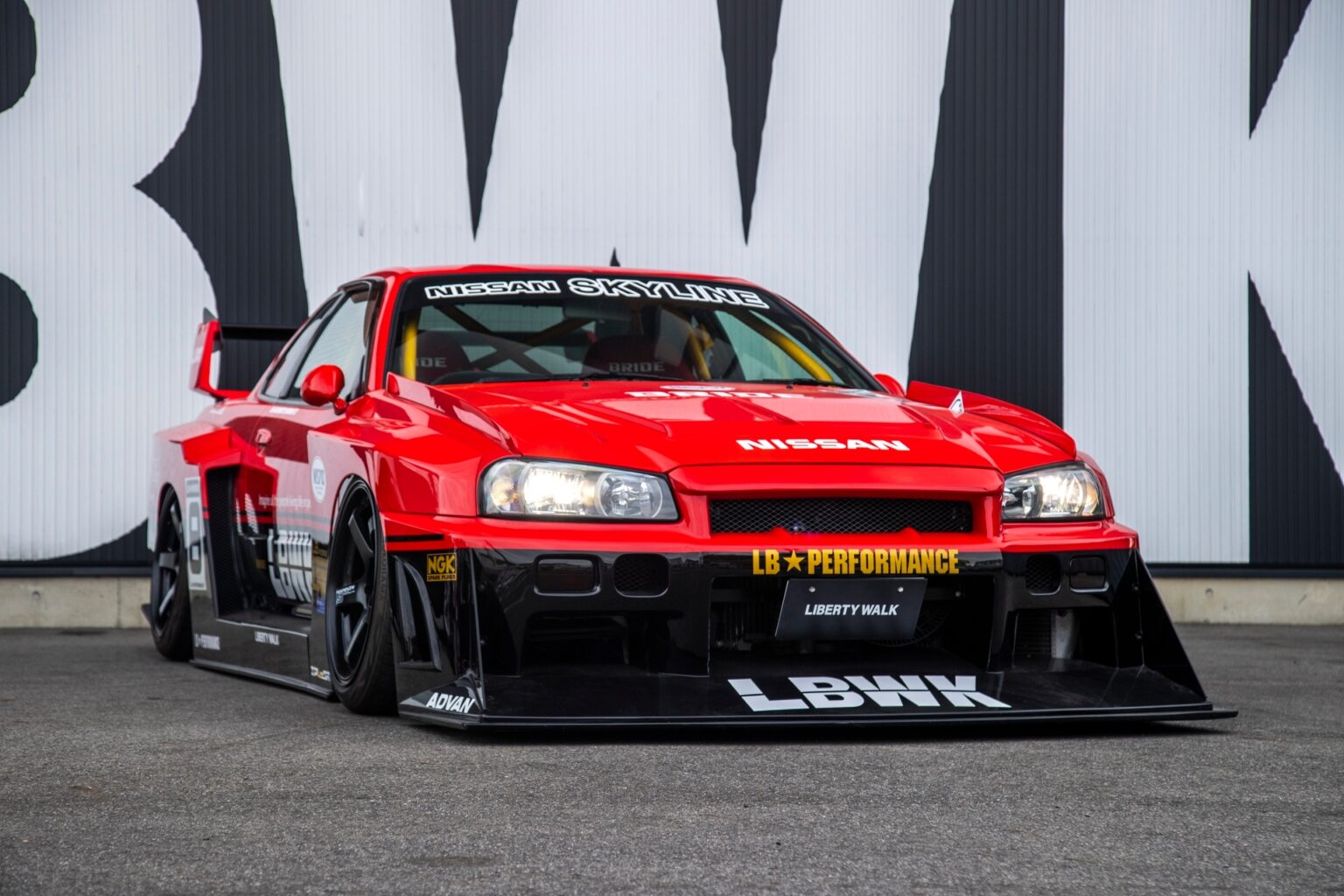Stock car - Liberty Walk | リバティーウォーク Complete car and customize!