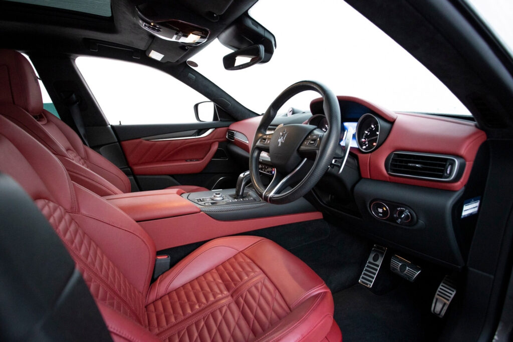 Maserati-Levante-TROFEO00031