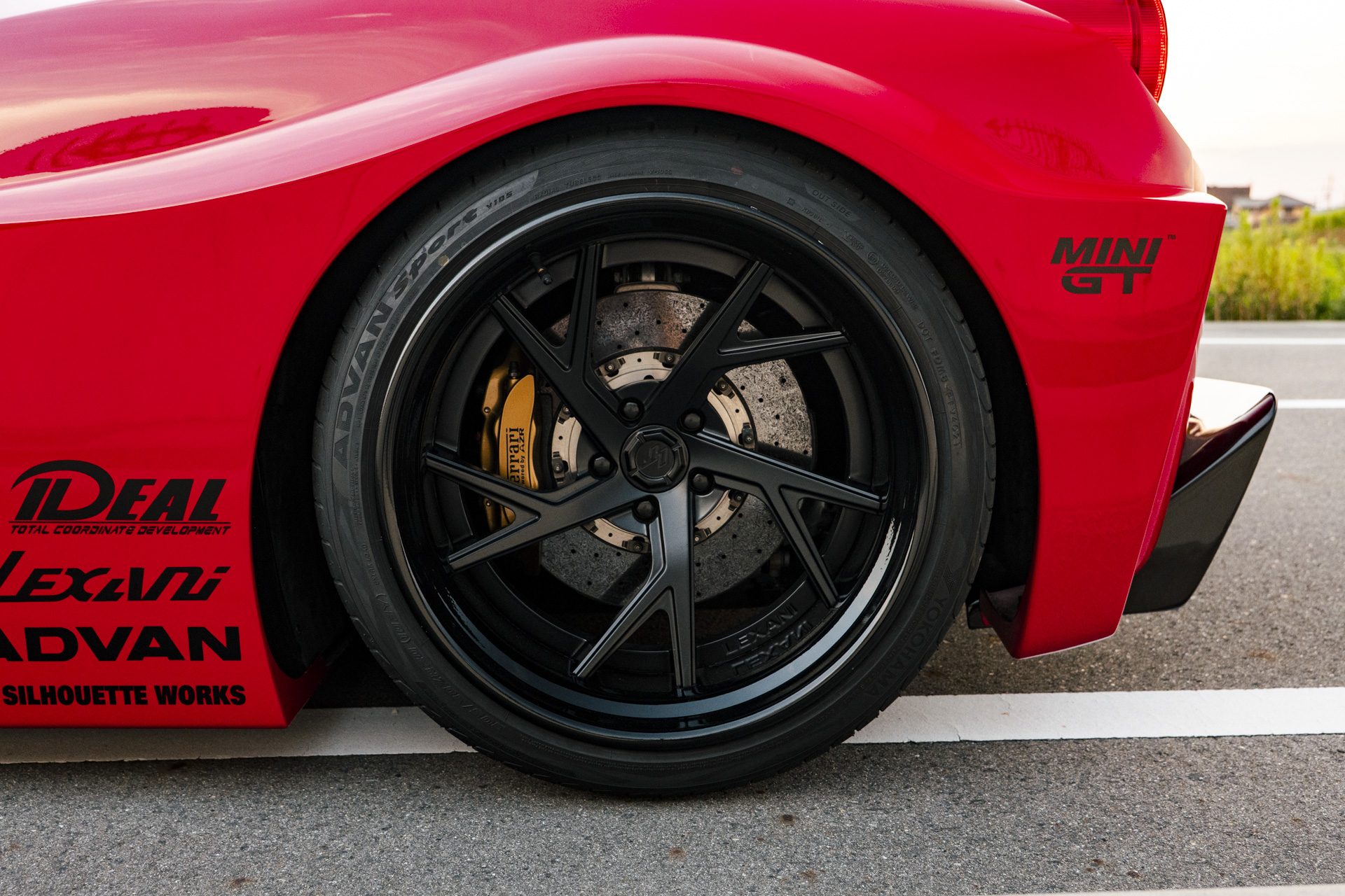 LB-Silhouette WORKS Ferrari 45838