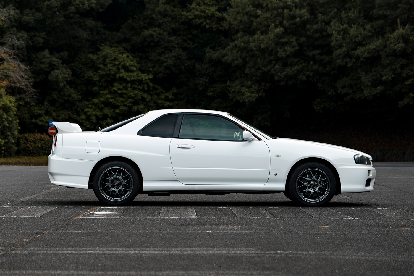 NISSAN-ER34-SKYLINE48