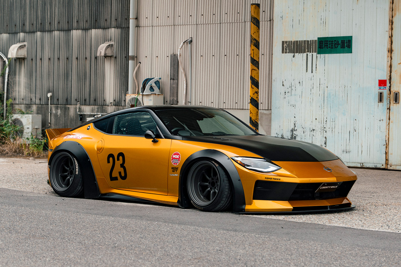 TRD PRO　オーバーランド・キャバルリー・ブルー・リミテッド CALI RAISED LED