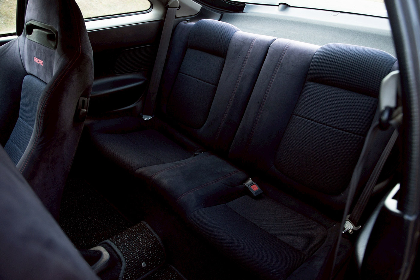 HONDA-INTEGRA-DC200027