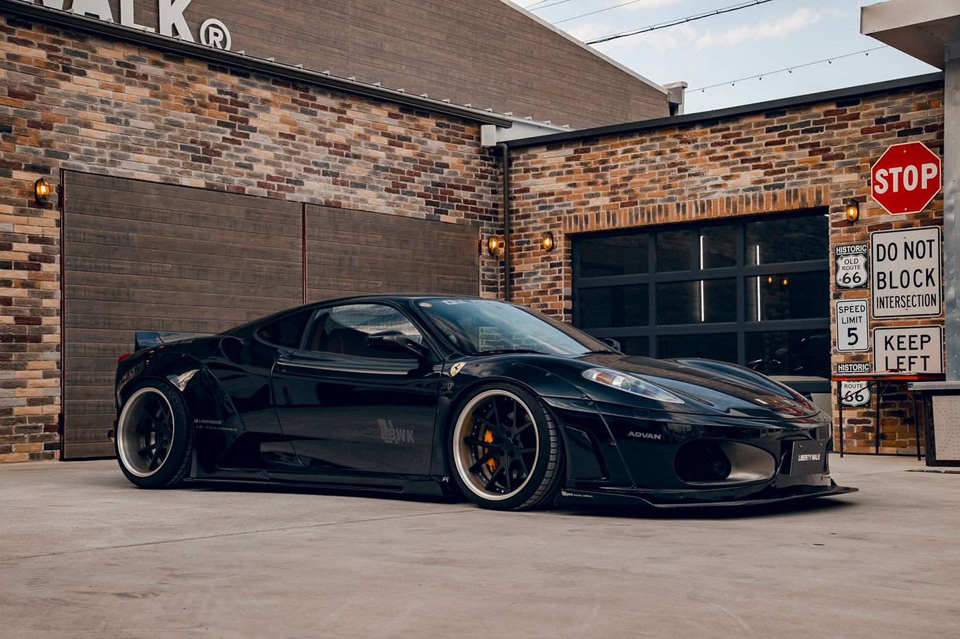 LB-WORKS-Ferrari-F43000003