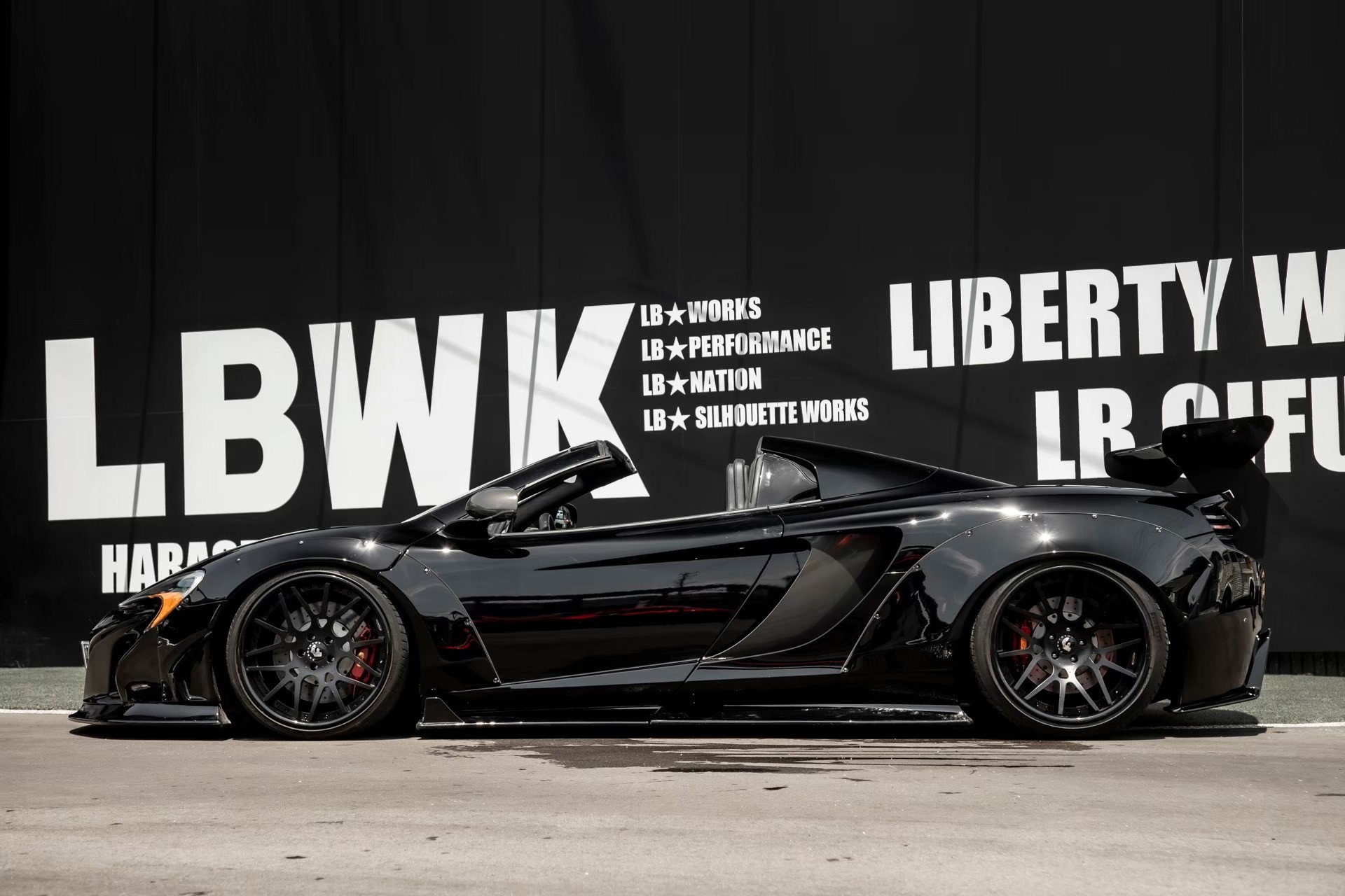 LB-WORKS Mclaren MP4-12c00004