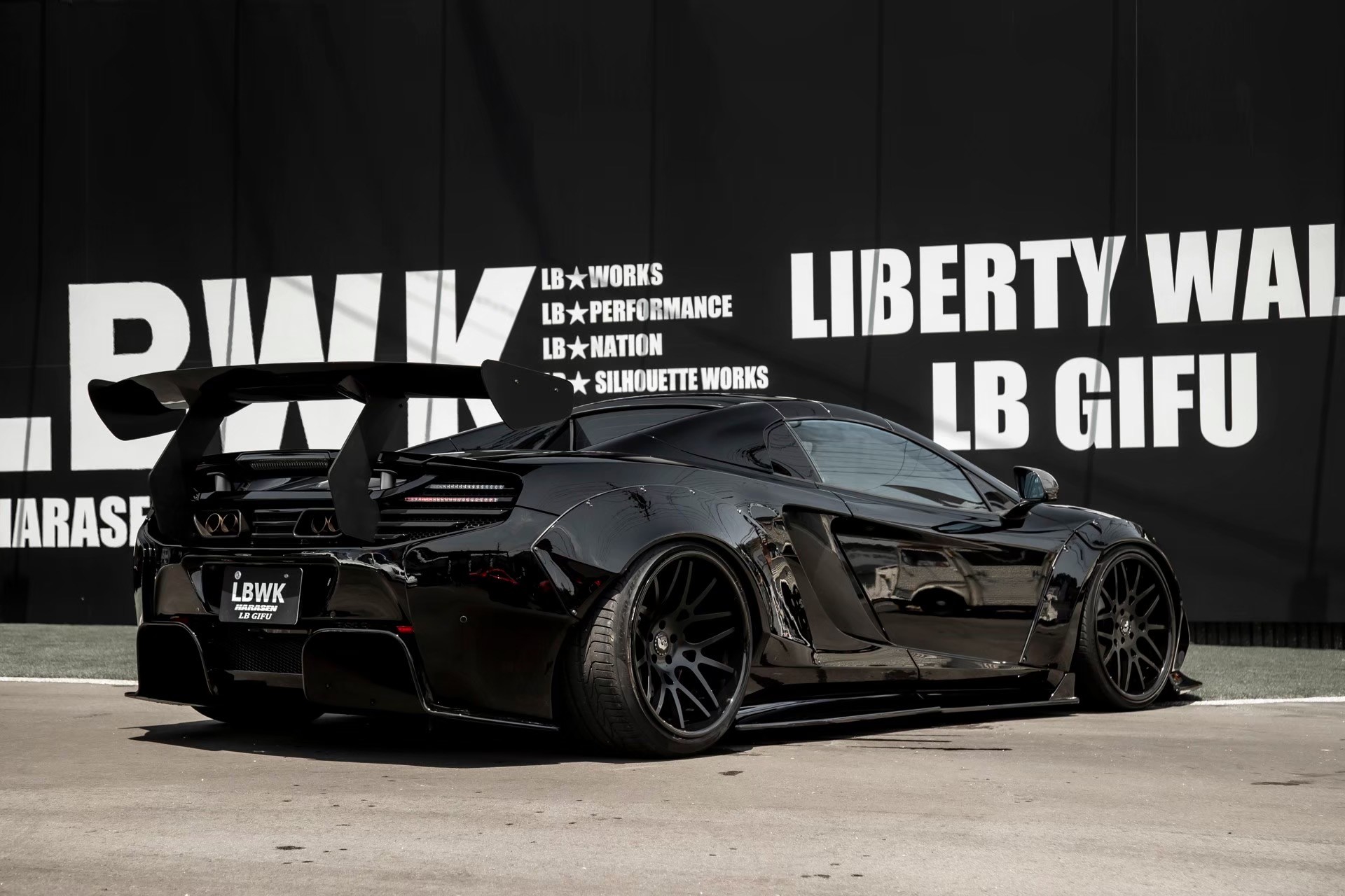 LB-WORKS Mclaren MP4-12c00007