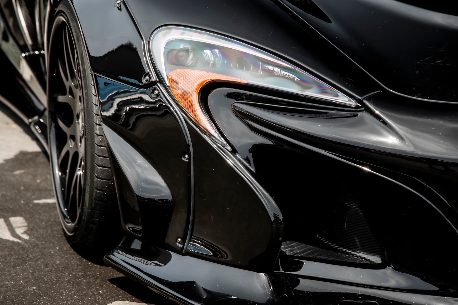 LB-WORKS Mclaren MP4-12c00011