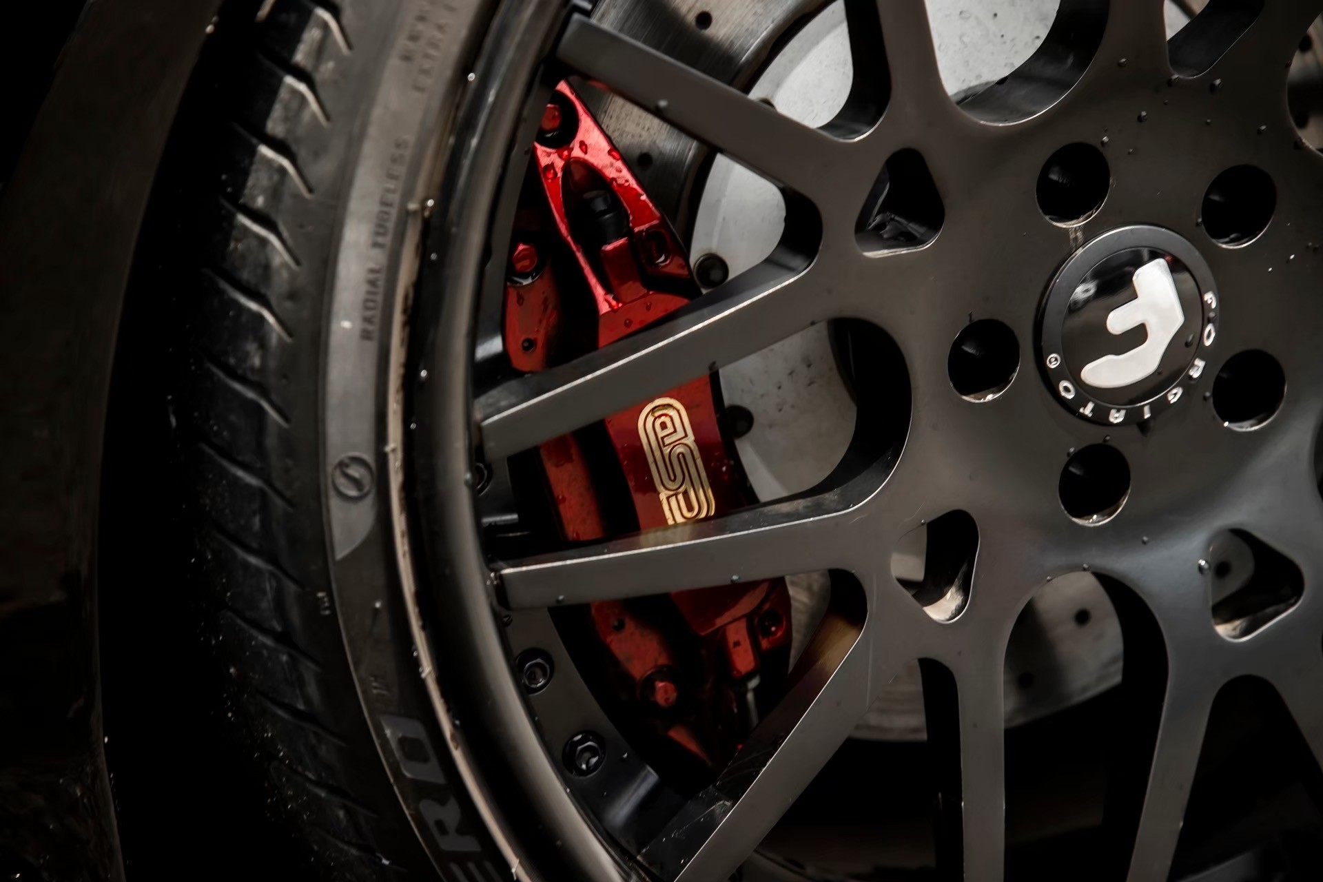 LB-WORKS Mclaren MP4-12c00015