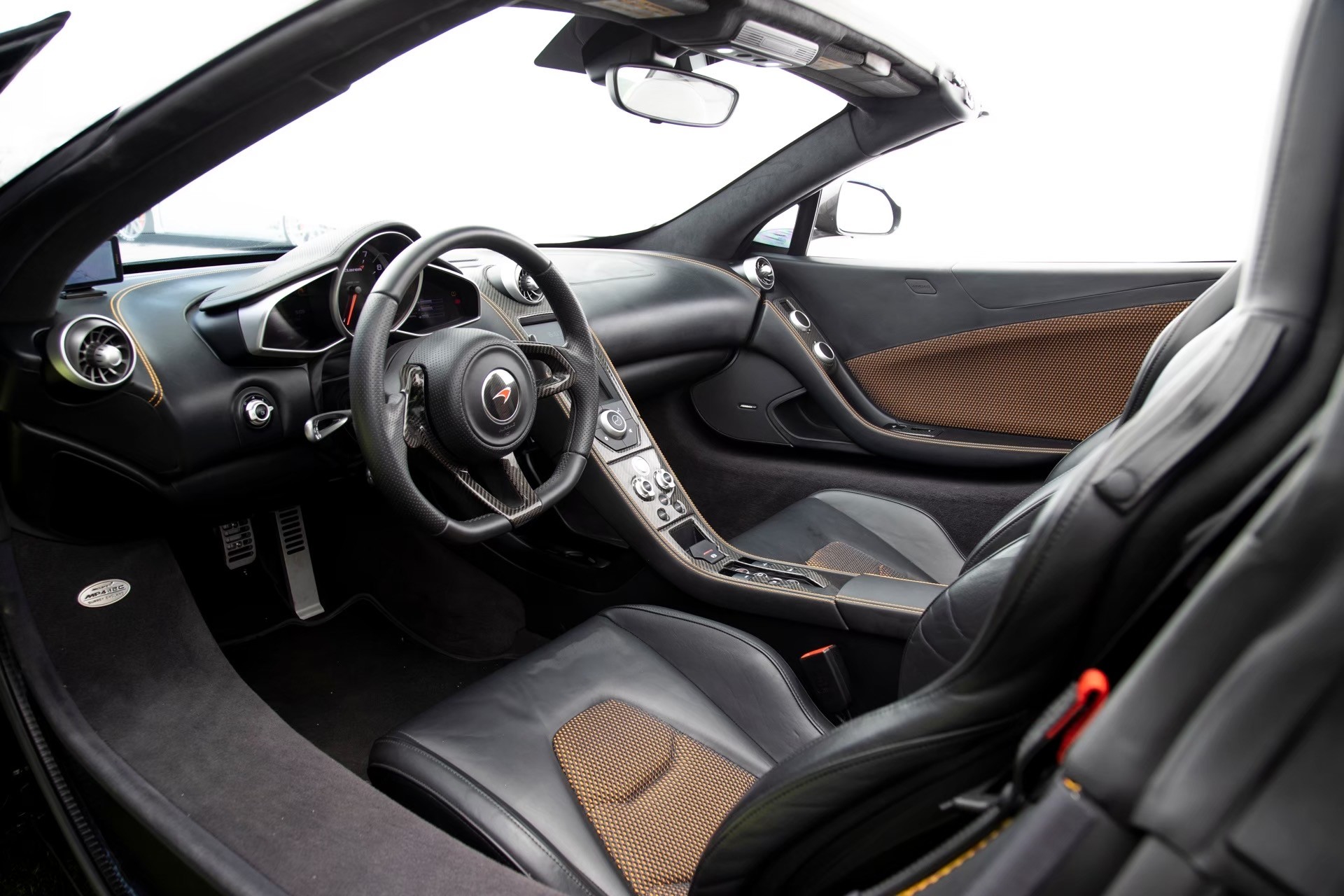 LB-WORKS Mclaren MP4-12c00031