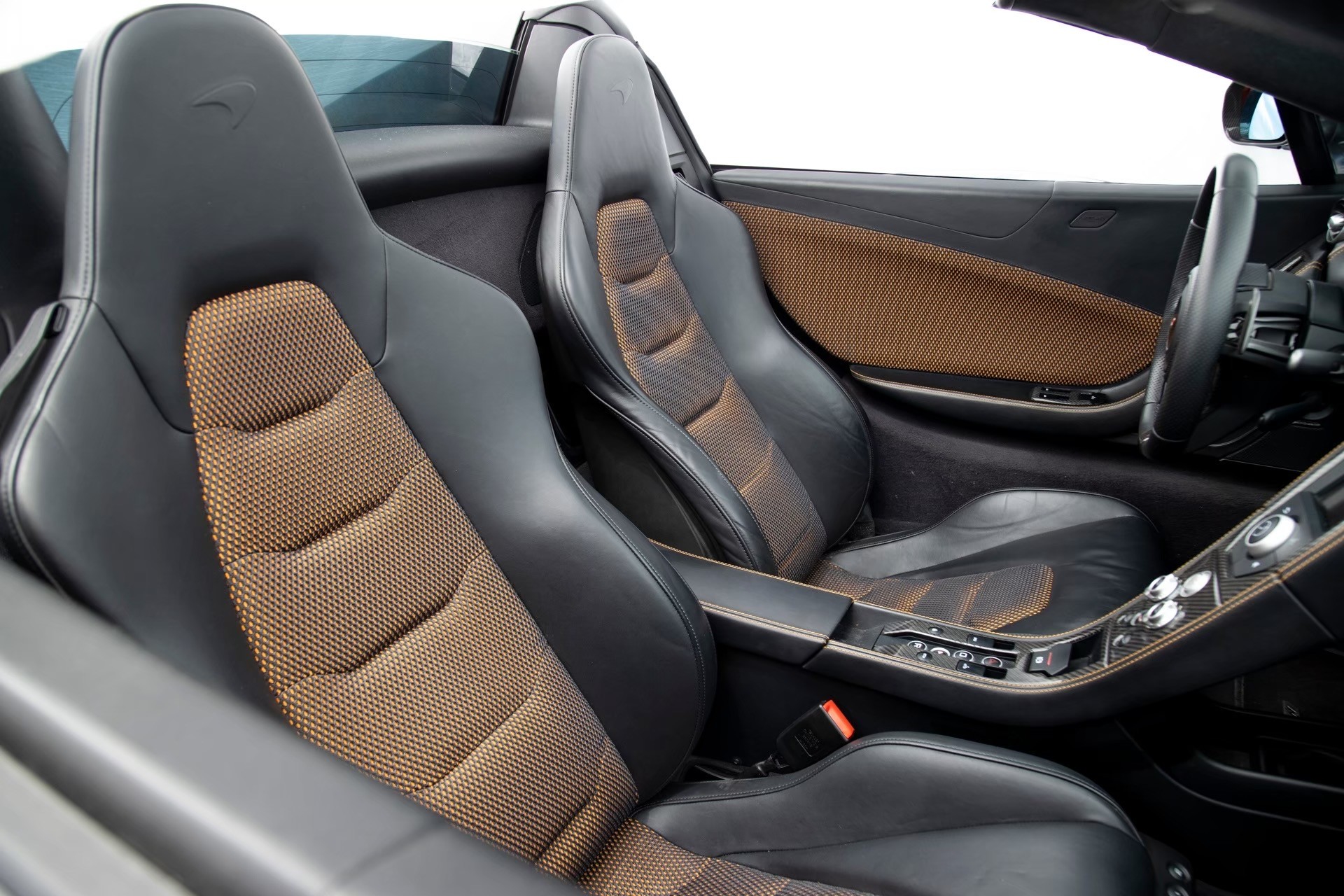 LB-WORKS Mclaren MP4-12c00034