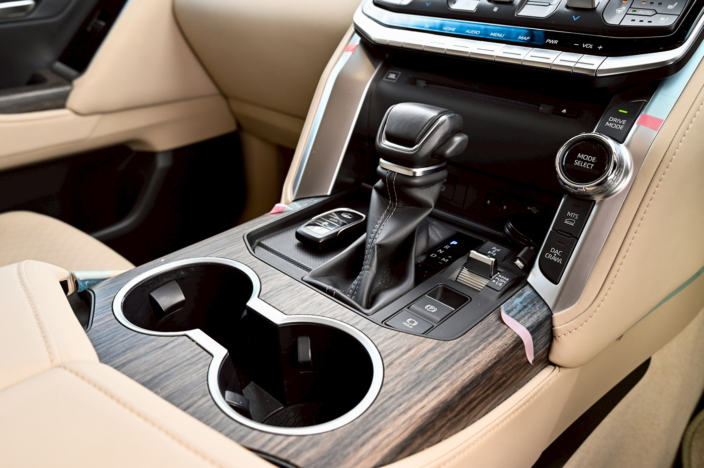 LB-WORKS-TOYOTA-LAND-CRUISER-30000030