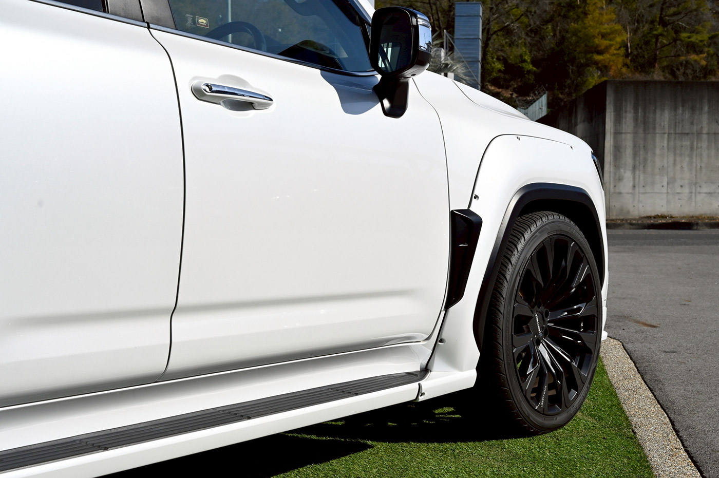 LB-WORKS-TOYOTA-LAND-CRUISER-30000058