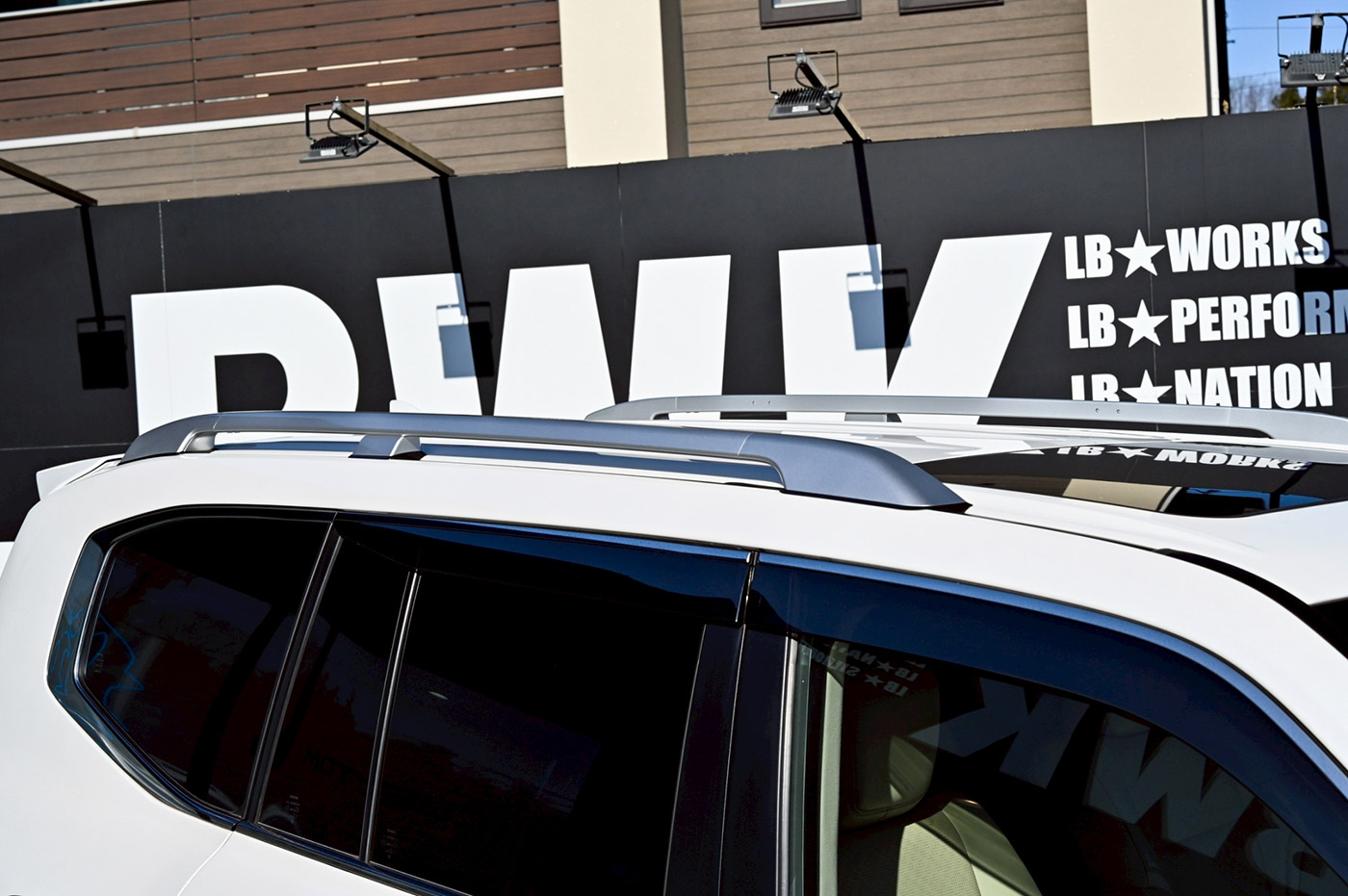 LB-WORKS-TOYOTA-LAND-CRUISER-30000064