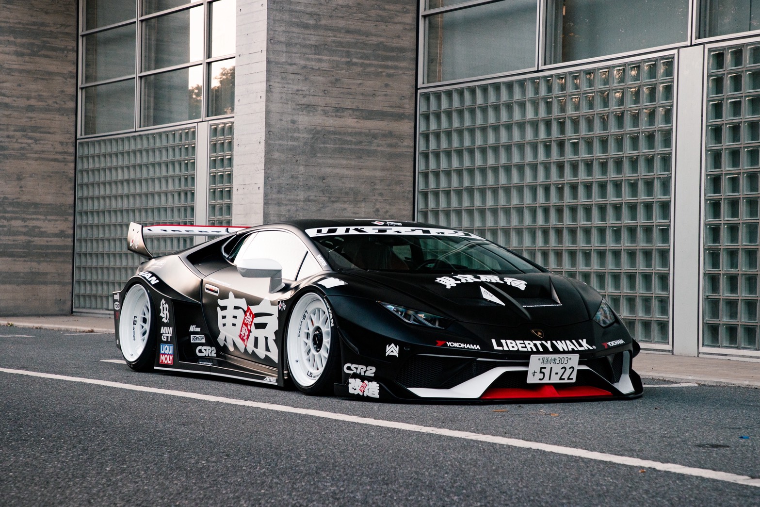 LB-Silhouette WORKS Lamborghini HURACAN GT00001
