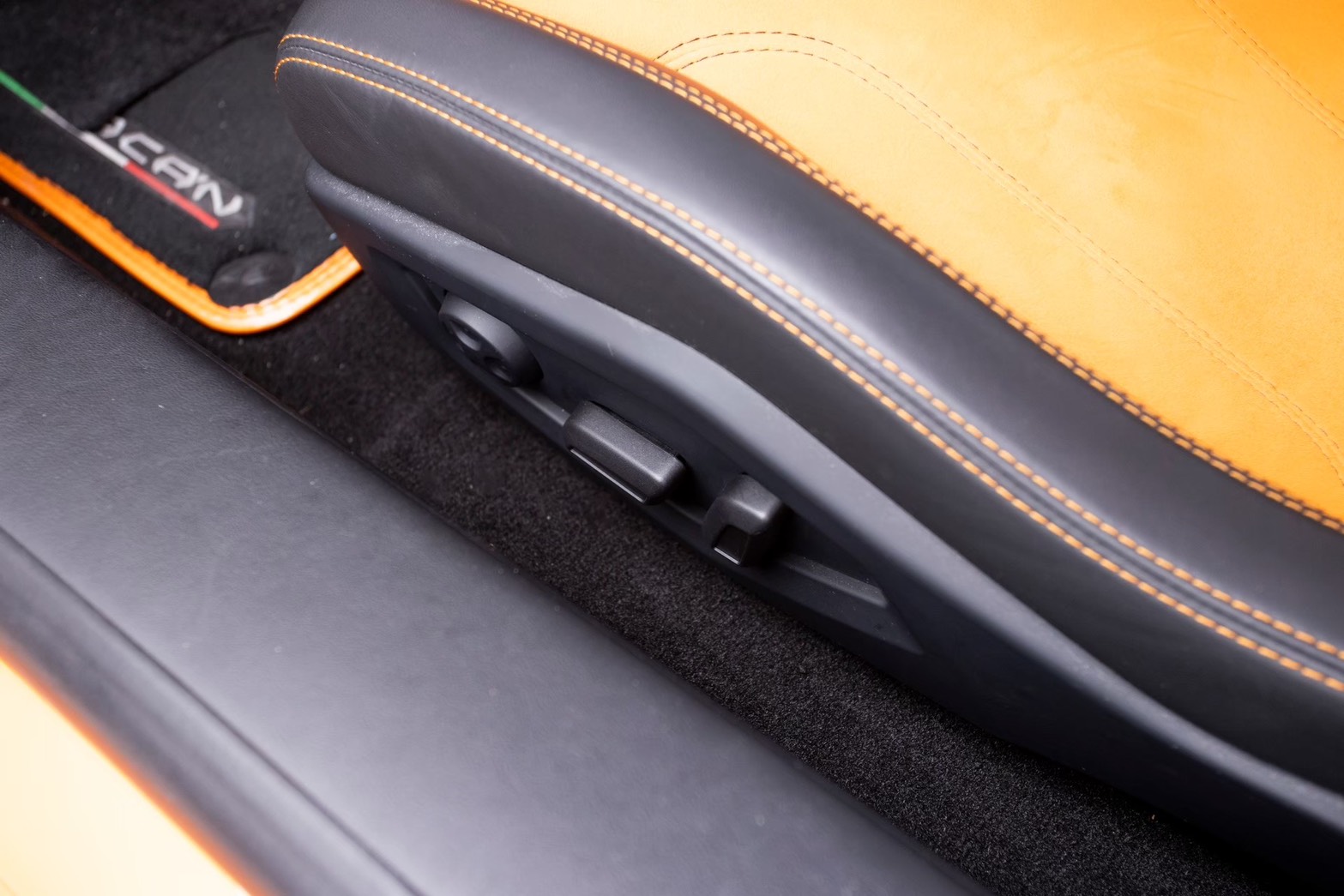 LB-Silhouette WORKS Lamborghini HURACAN GT00014