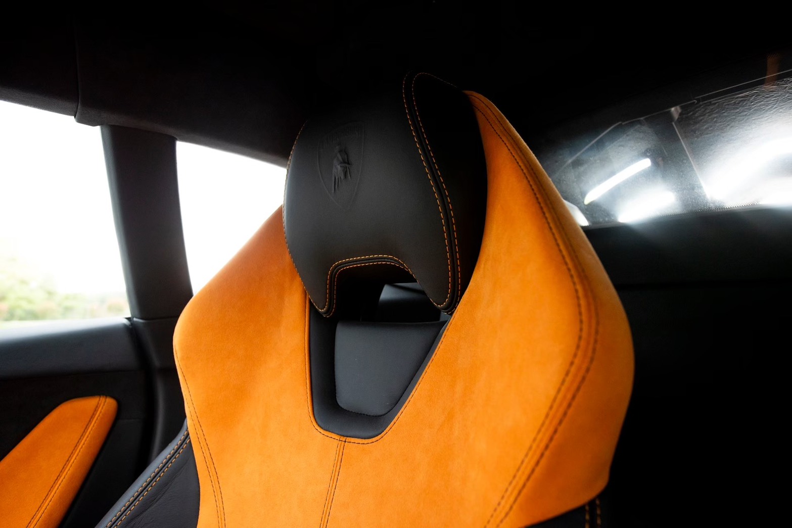 LB-Silhouette WORKS Lamborghini HURACAN GT00021