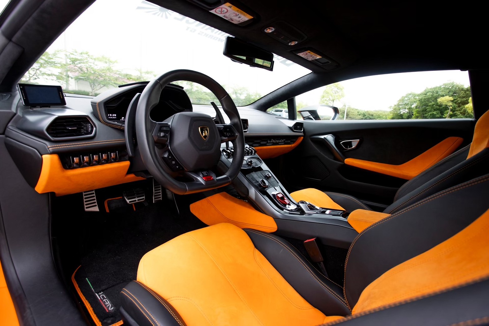 LB-Silhouette WORKS Lamborghini HURACAN GT00023