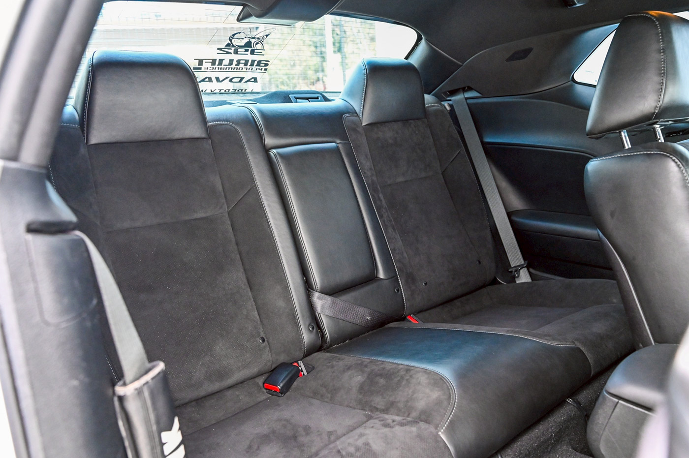 LB-WORKS-DODGE-Challenger00044