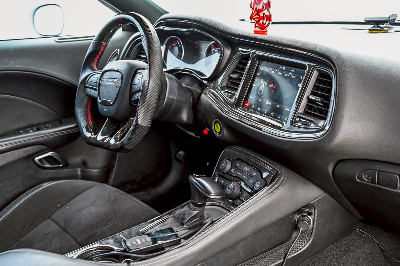 LB-WORKS-DODGE-Challenger00046