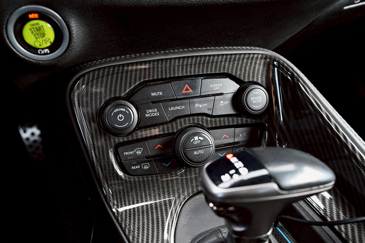 LB-WORKS-DODGE-Challenger00051