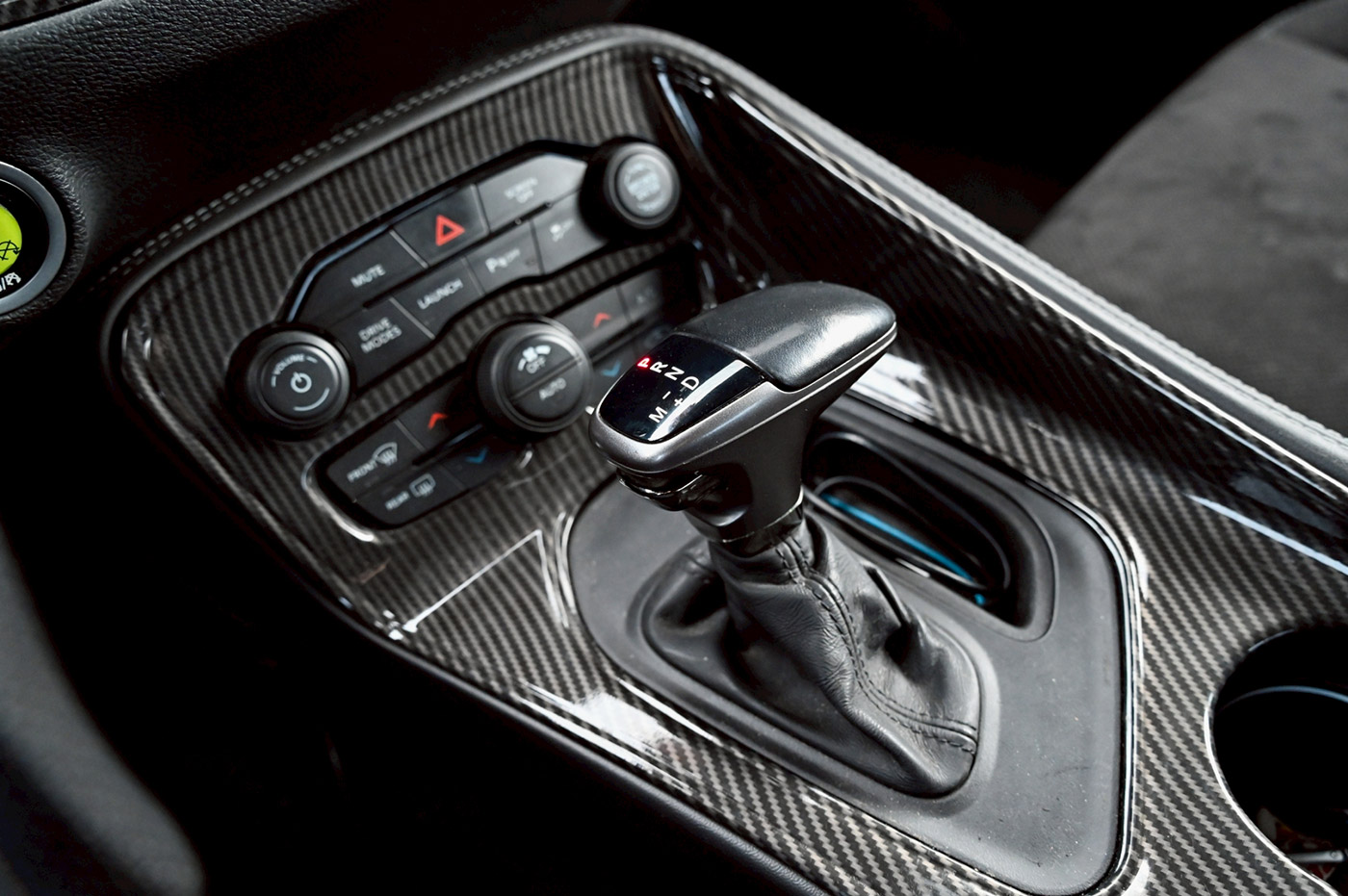 LB-WORKS-DODGE-Challenger00052