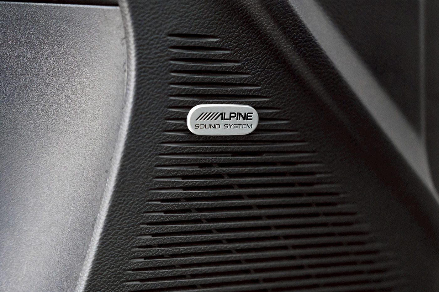 LB-WORKS-DODGE-Challenger00063