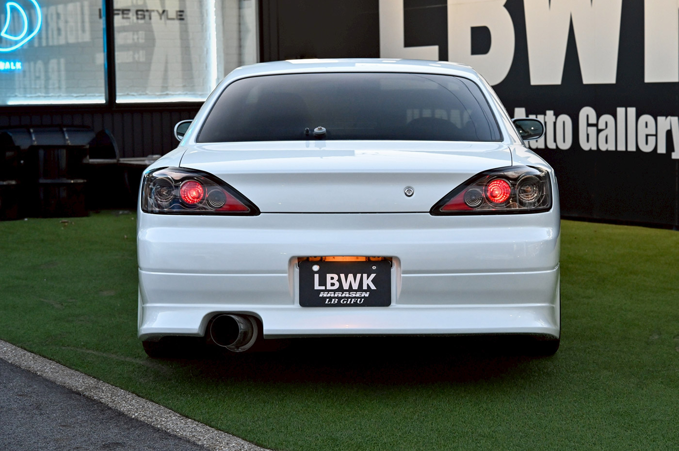 SIlvia-s1500053