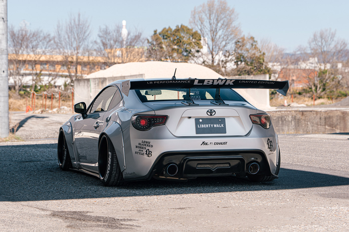 LB-WORKS--Toyota-8600005