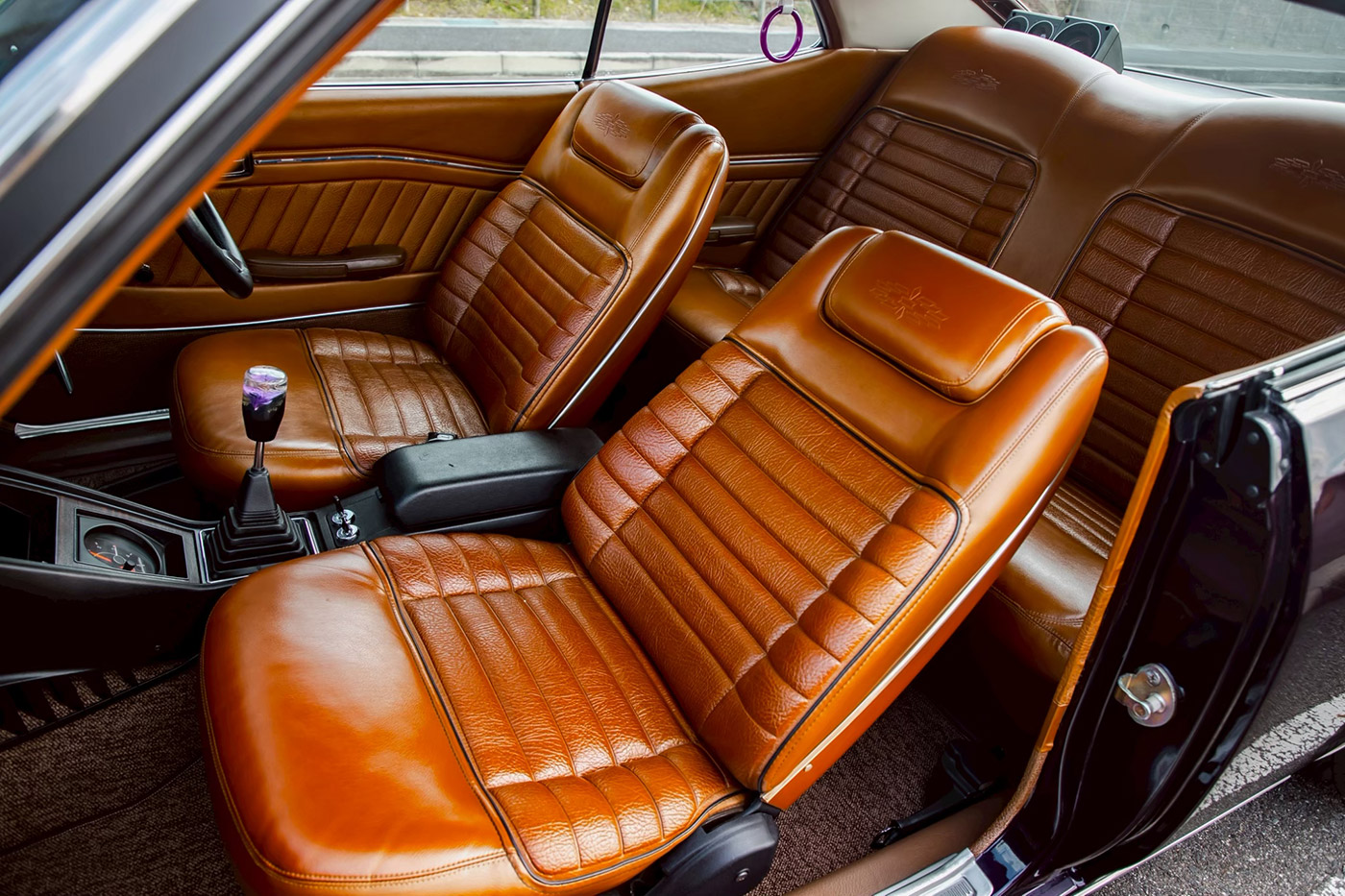 Nissan-Laurel-SGX00023