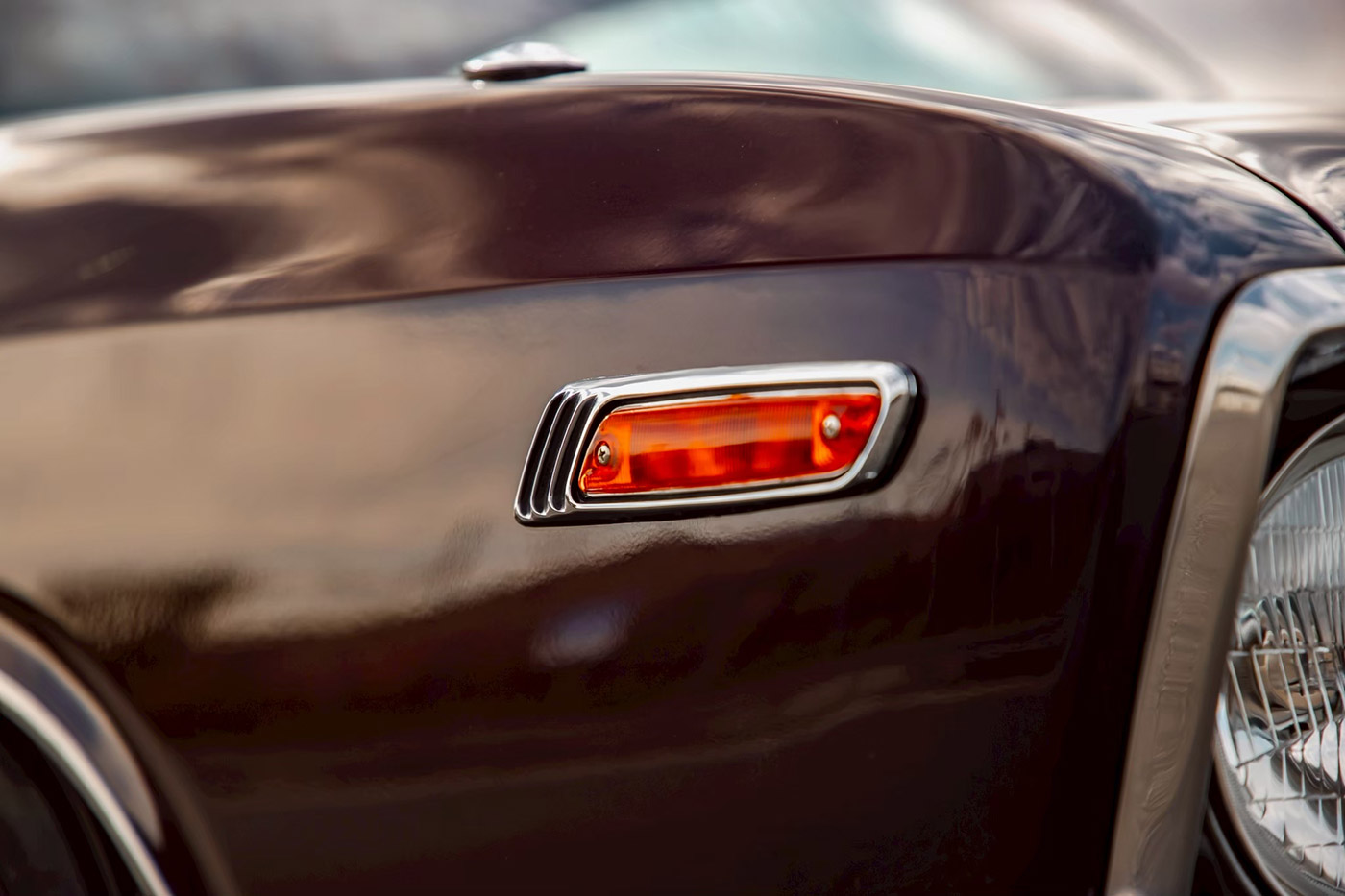 Nissan-Laurel-SGX00043