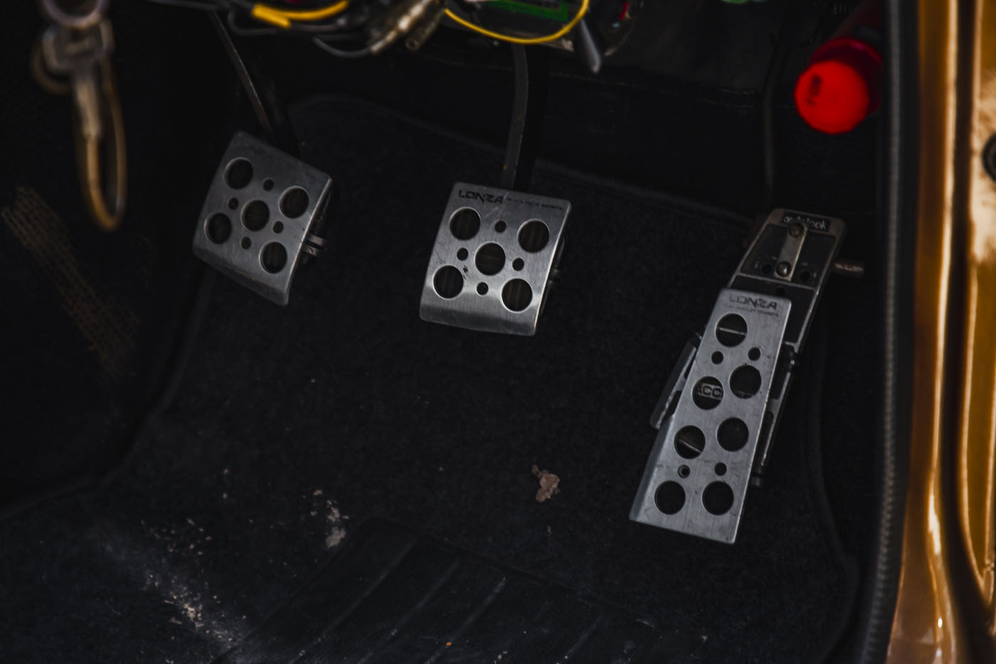 KGC110 NISSAN Skyline 2000GT00031