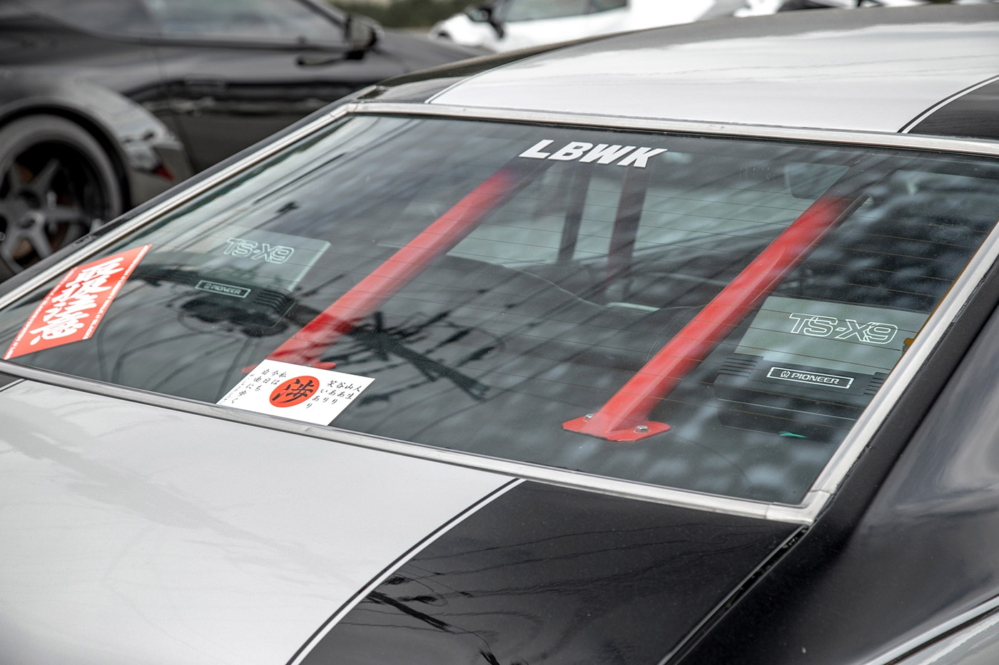 NISSAN-LAUREL-SGX00030