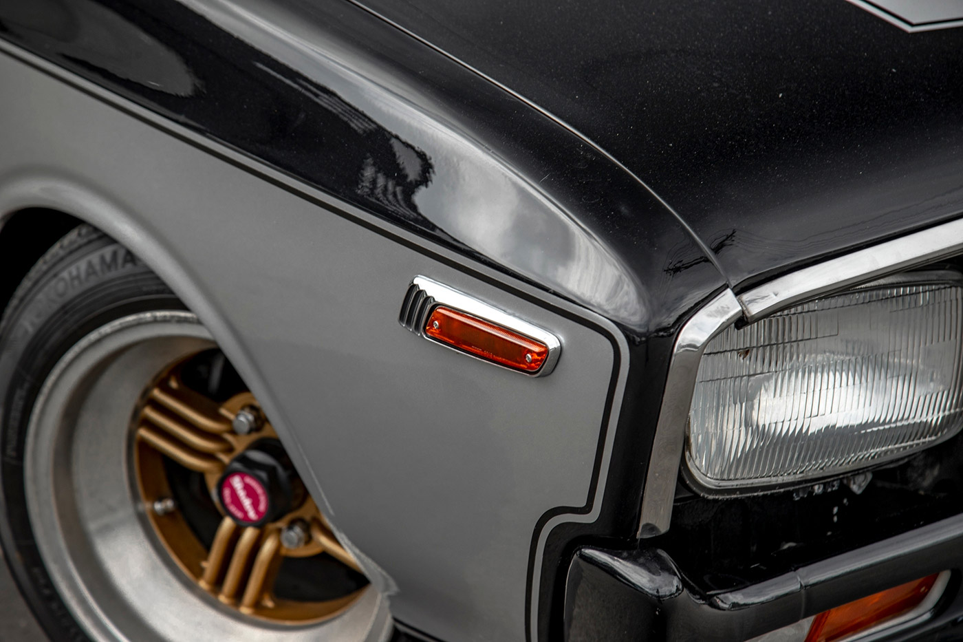 NISSAN-LAUREL-SGX00037