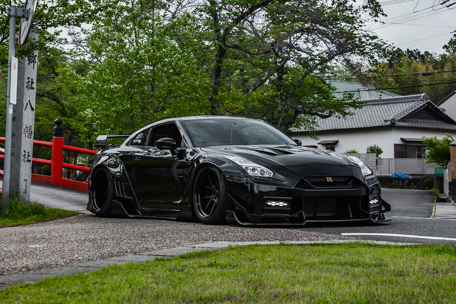 LB-WORKS GT NISSAN 35GT-R Final Edition - LIBERTY WALK
