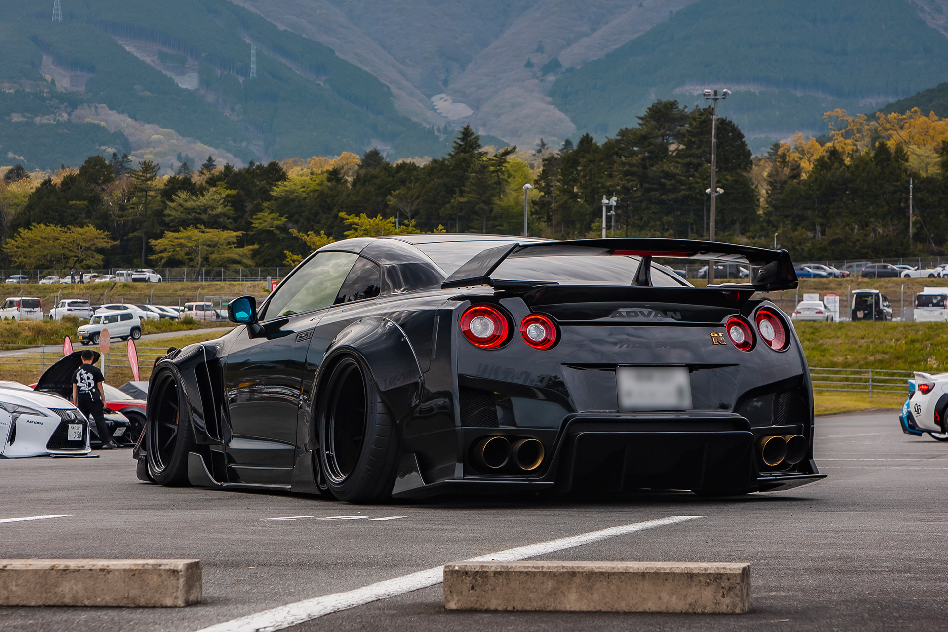 LB-WORKS GT NISSAN 35GT-R Final Edition - LIBERTY WALK