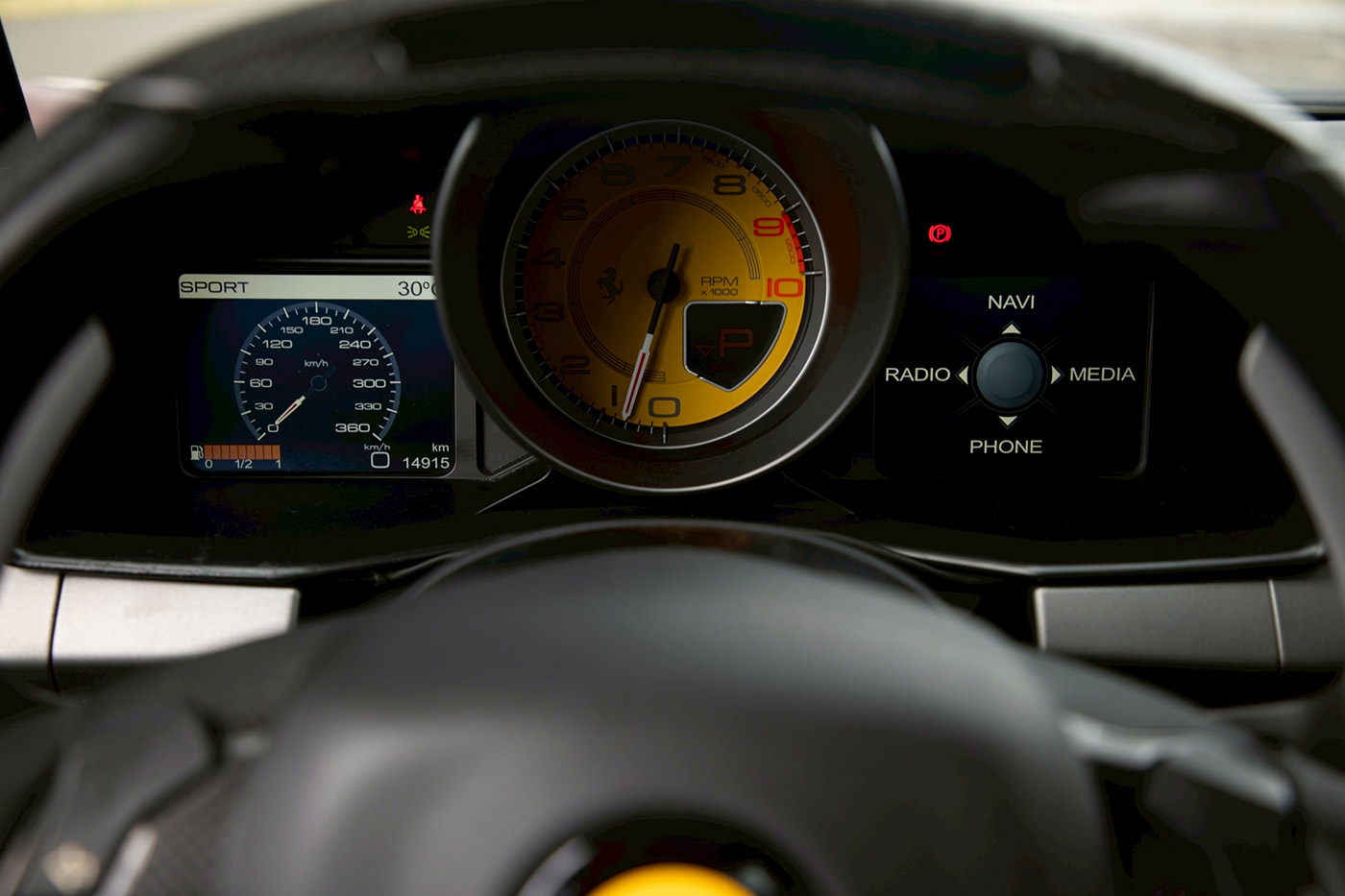 LB-Silhouette-WORKS-458-GT00012