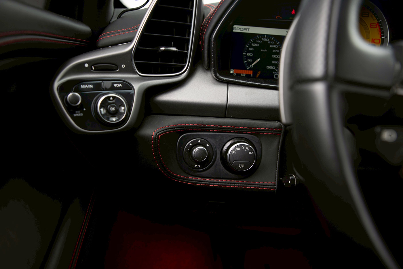 LB-Silhouette-WORKS-458-GT00013