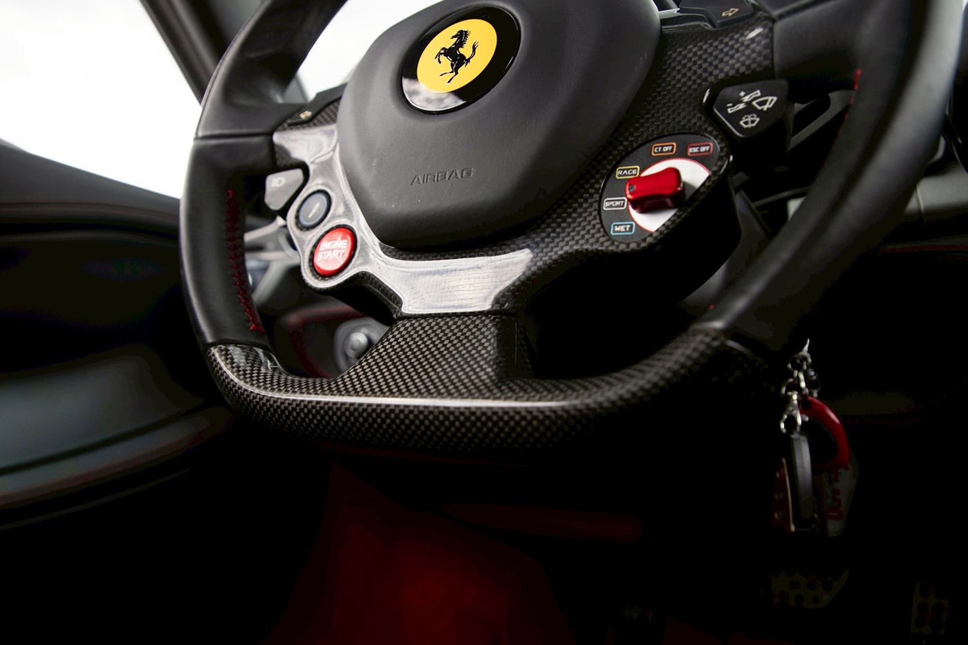 LB-Silhouette-WORKS-458-GT00014