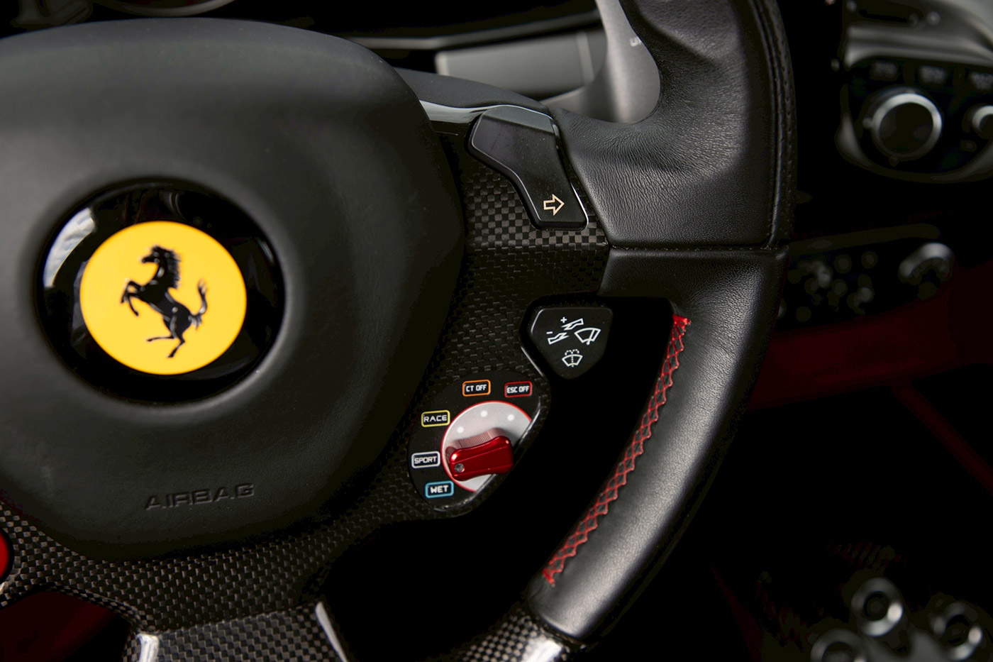 LB-Silhouette-WORKS-458-GT00015