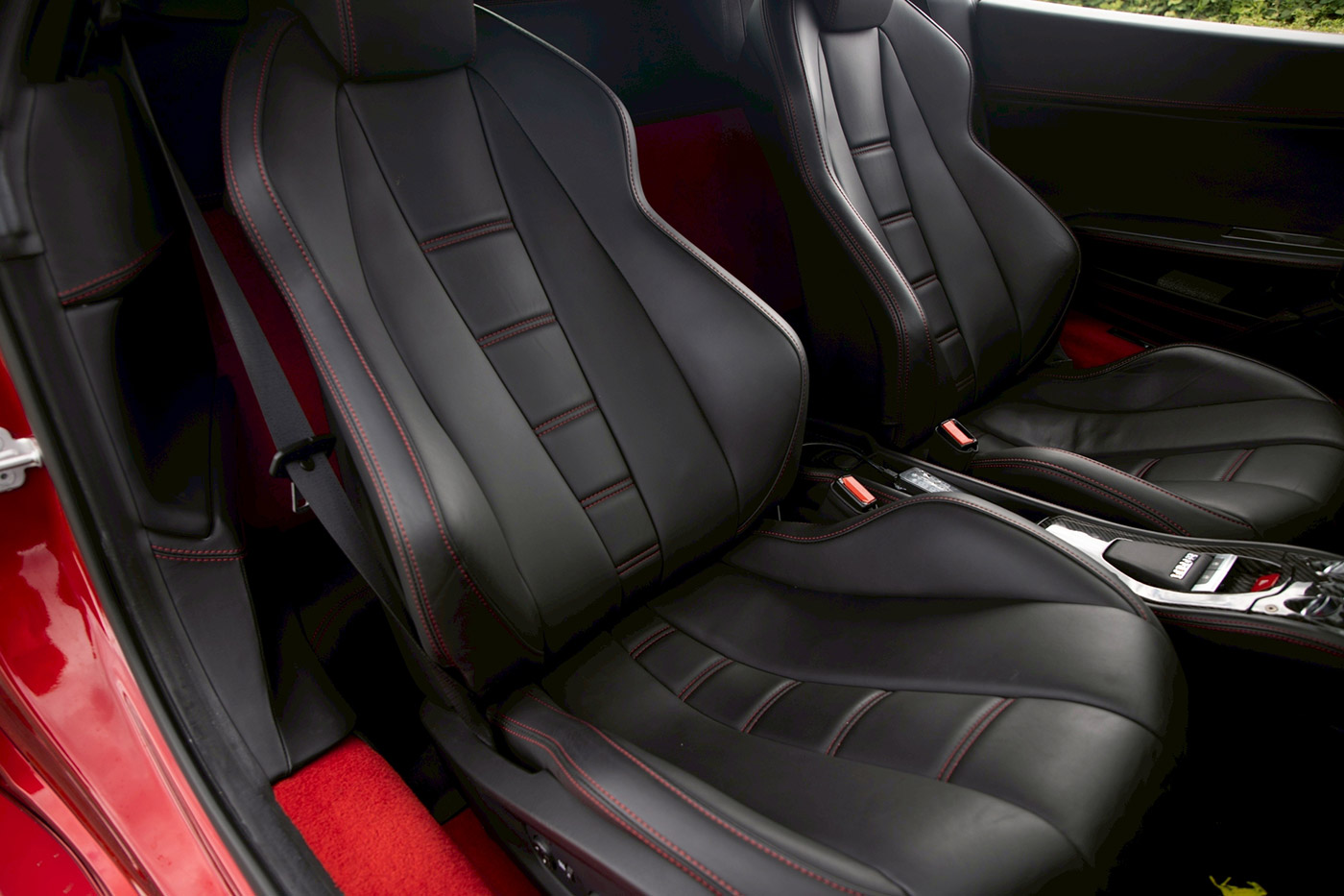 LB-Silhouette-WORKS-458-GT00022
