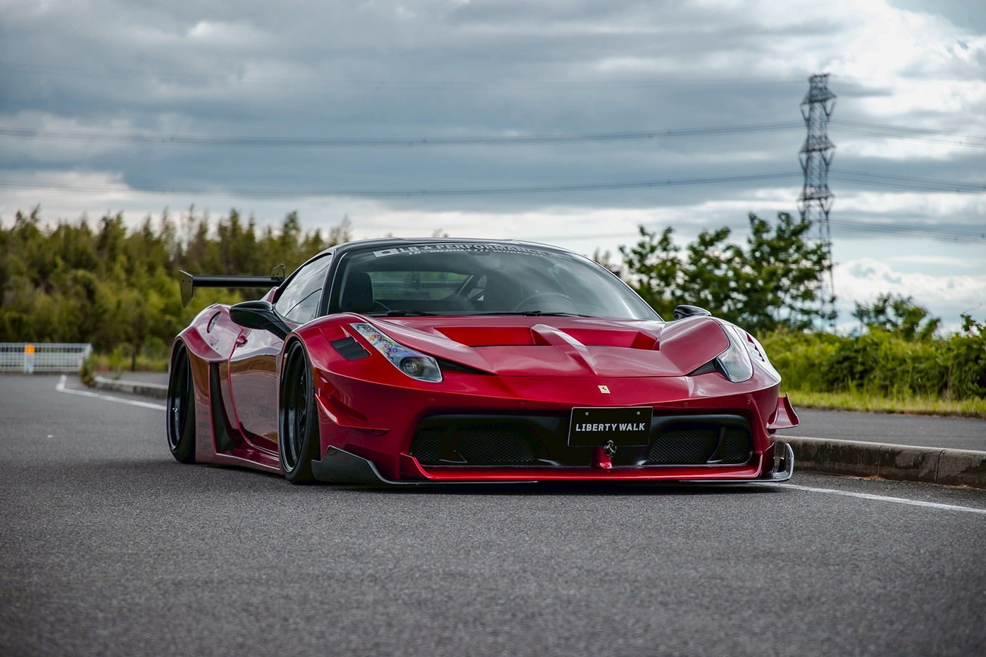 LB-Silhouette-WORKS-458-GT00053