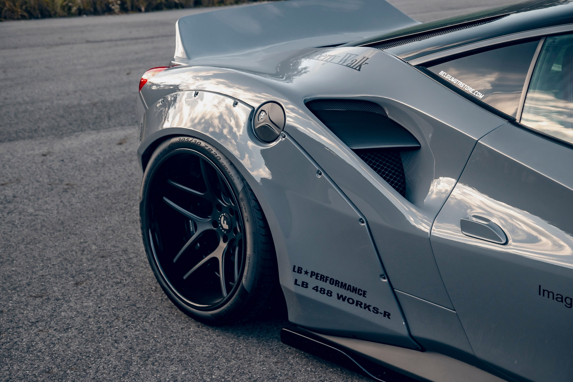 LB-WORKS-Ferrari-48800003