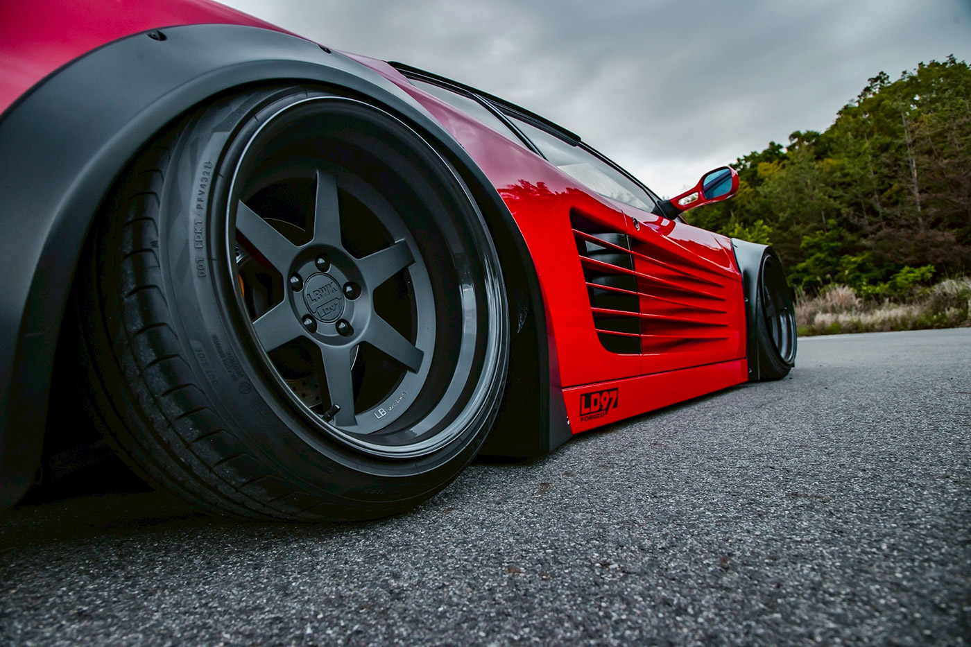 LB-WORKS-Ferrari-512TR00021