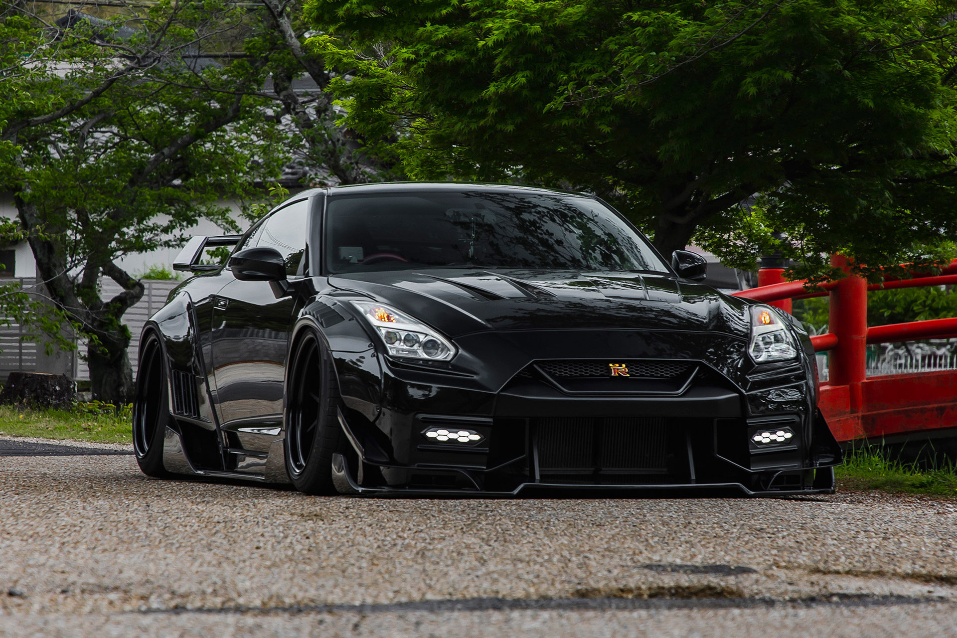 LB-WORKS GT NISSAN 35GT-R Final Edition - LIBERTY WALK