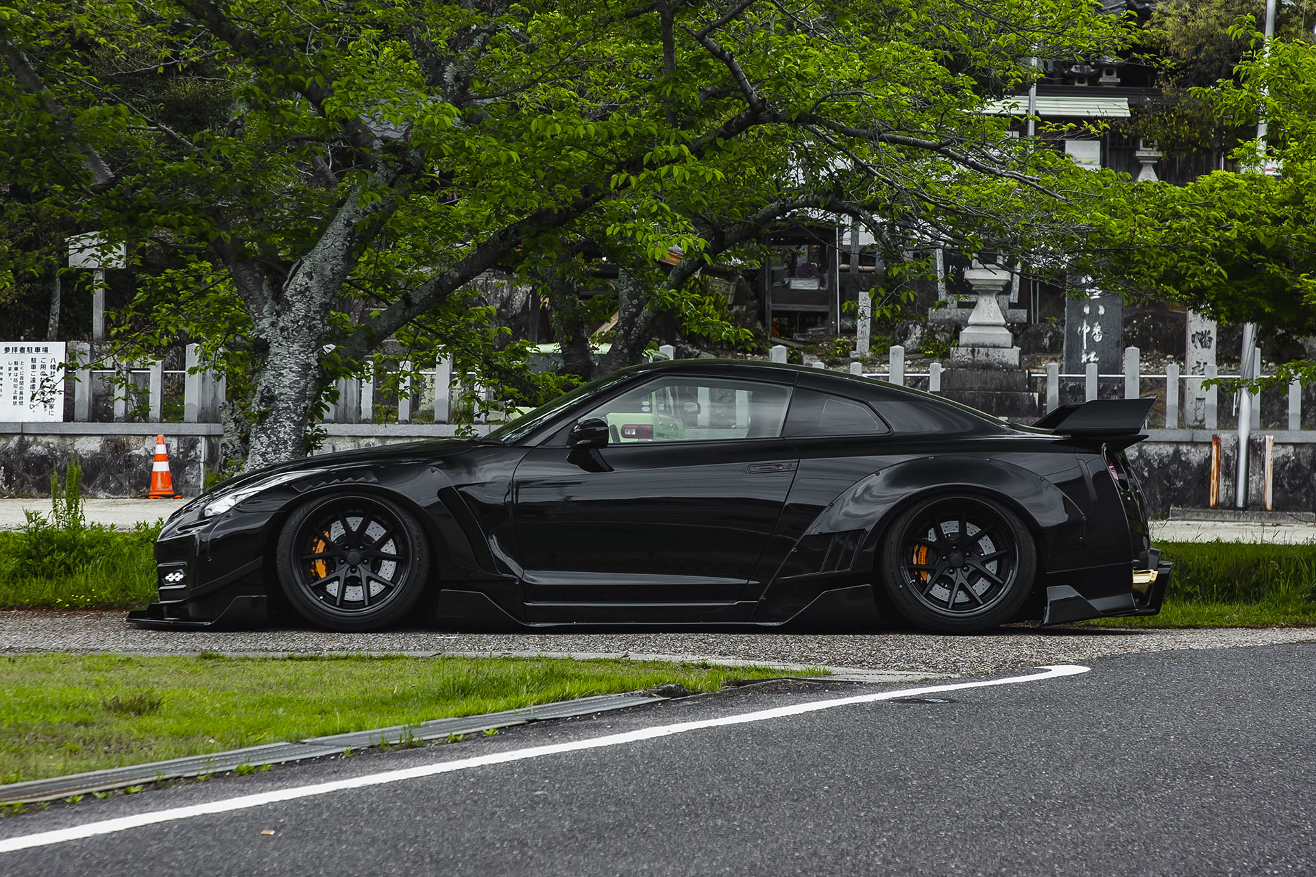 LB-WORKS GT NISSAN 35GT-R Final Edition - LIBERTY WALK