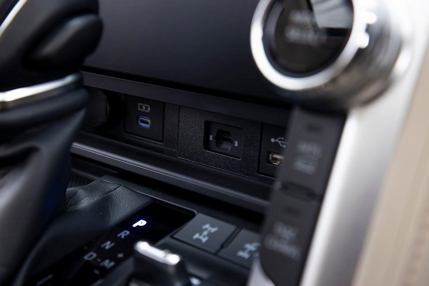 LB-WORKS-TOYOTA-LAND-CRUISER-30000032