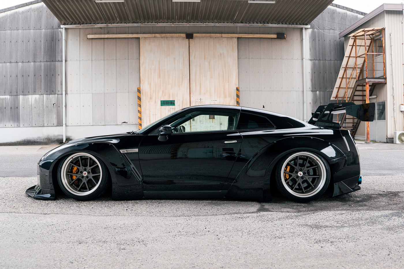 LB-WORKS-Type1.5-NISSAN-GTR-R3500053